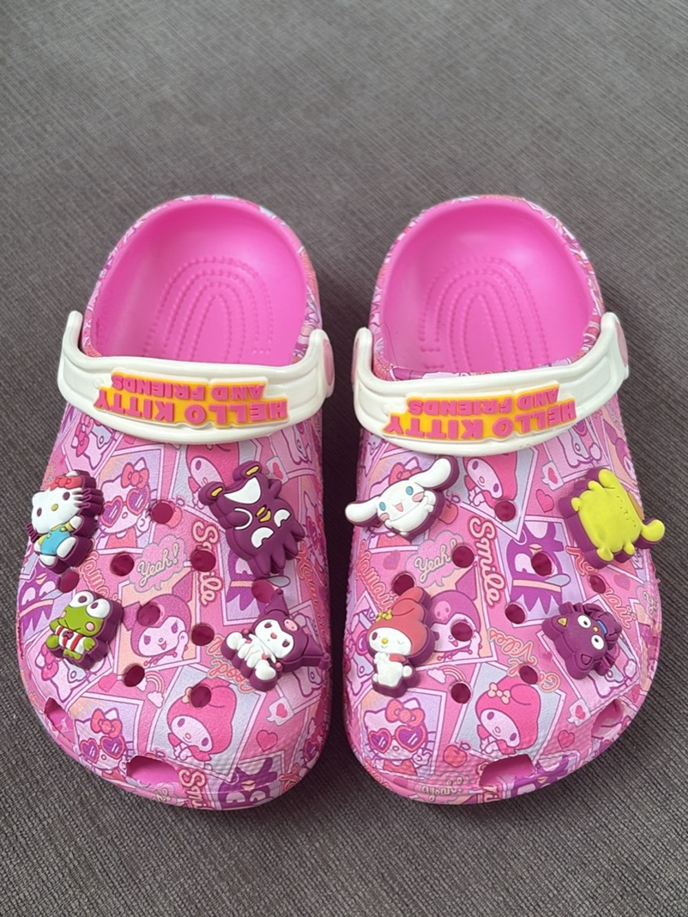 Girls Hello Kitty Pink Character croc Clog Sandals size 1